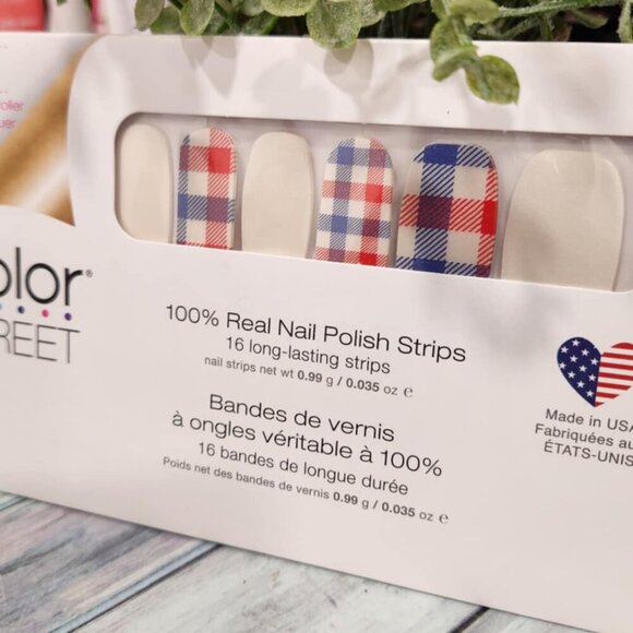 Retired Color Street set- Plaid in the USA - Picture 1 of 6